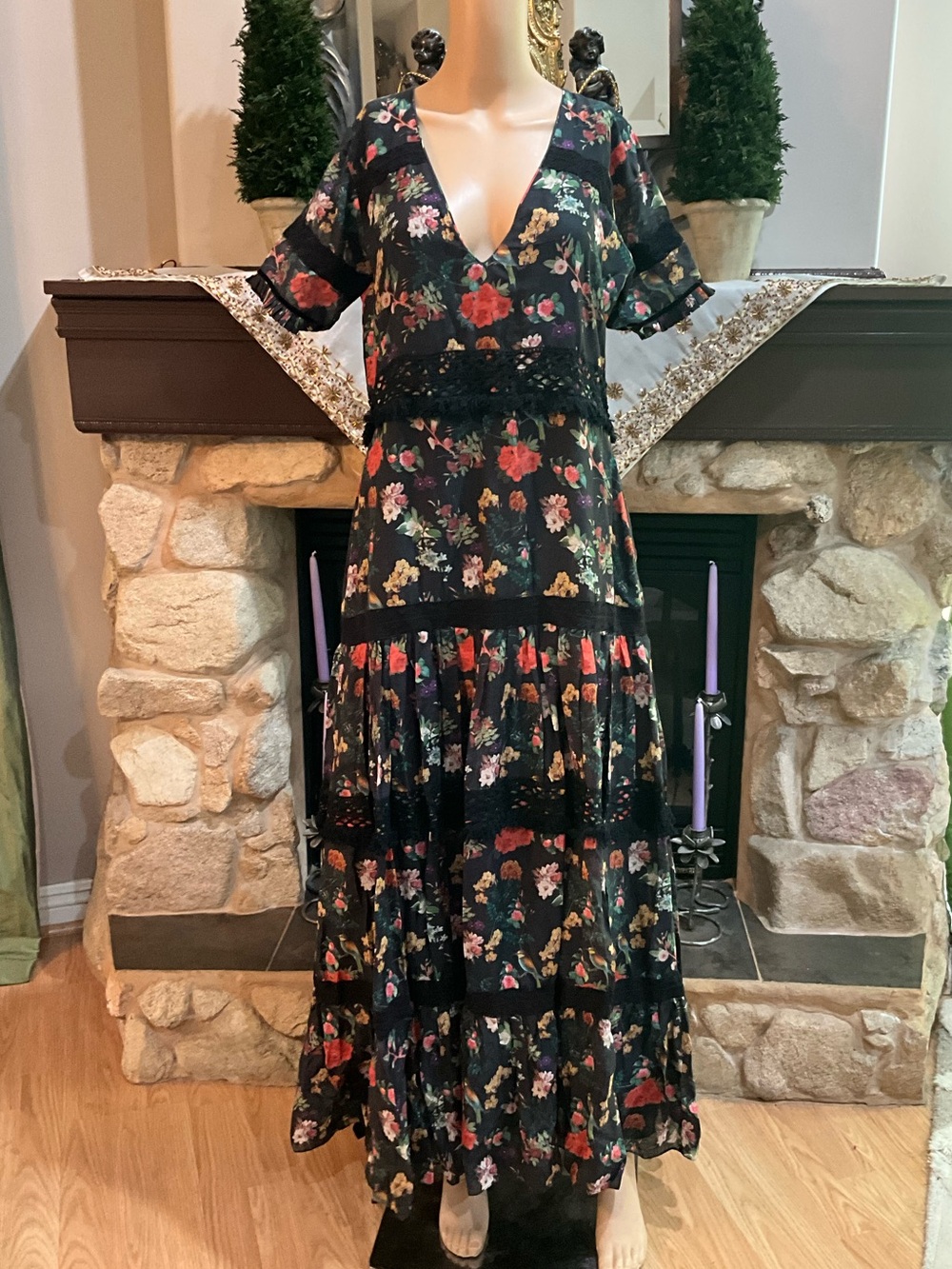 Free People Floral Black Tiered Maxi Dress with V-Neck M